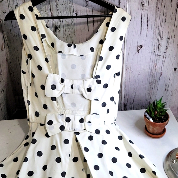 Vintage Pinup Style Polka Dot A-Line Dress 8 - Picture 2 of 7
